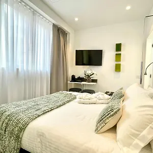 https://le-muraine-hotel.italymilanhotels.net