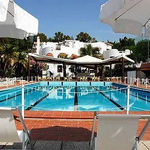 https://la-locanda-azzurra.hotelitalianriviera.com